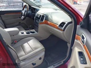 2011 Jeep Grand Cherokee Overland with VIN 1J4RR6GT9BC560482, listed as a IAAI auction lot 41544308 with 111,029 mi miles. Bid and sale history available at carsss.com. Image 5.