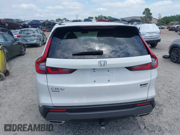 2025 Honda CR-V Sport Touring with VIN 5J6RS6H99SL012005, listed as a IAAI auction lot 42101669 with 7,945 mi miles and . Bid and sale history available at DreamBid. Image 17.