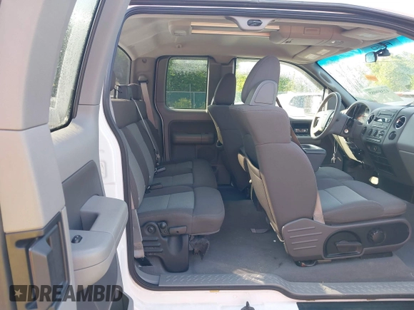 2004 Ford F-150 XLT with VIN 1FTPX14584NC29167, listed as a IAAI auction lot 42389085 with 88,252 mi miles and . Bid and sale history available at DreamBid. Image 8.