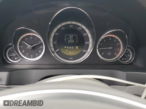 2012 Mercedes-Benz E 350 with VIN WDDKJ5KB2CF163578, listed as a Copart auction lot 60167435 with 89,224 mi miles and Salvage title. Bid and sale history available at DreamBid. Image 9.