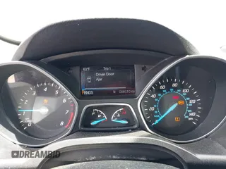 2016 Ford Escape SE z VIN 1FMCU9GX0GUA76647, wystawiony jako IAAI lot #42314233 z przebiegiem 86 010 mil mil oraz . Historia ofert i sprzedaży dostępna na DreamBid. Obrazek 7.