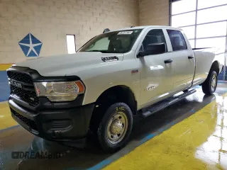2022 Ram 2500 Tradesman z VIN 3C6UR5HJ9NG298656, wystawiony jako Copart lot #57645875 z przebiegiem 100 101 mil mil oraz Czysty tytuł • Clean title. Historia ofert i sprzedaży dostępna na DreamBid. Obrazek 1.