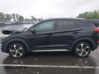 2017 Hyundai Tucson Limited z VIN KM8J3CA26HU279984, wystawiony jako IAAI lot #42257809 z przebiegiem 116 118 mil mil oraz . Historia ofert i sprzedaży dostępna na DreamBid. Obrazek 14.