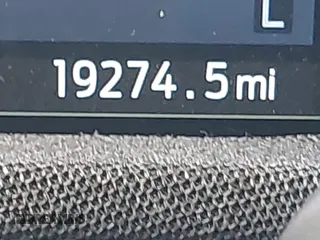 2022 Ford Mustang Mach-E Premium z VIN 3FMTK3SU3NMA15441, wystawiony jako IAAI lot #42356339 z przebiegiem 19 274 mil mil oraz . Historia ofert i sprzedaży dostępna na DreamBid. Obrazek 14.