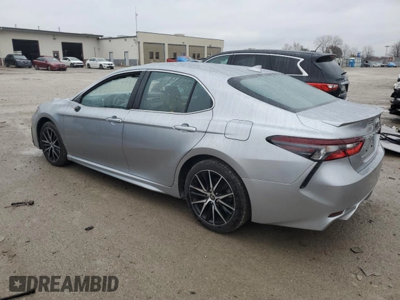 2022 Toyota Camry SE with VIN 4T1G11AK0NU699014, listed as a Copart auction lot 80945024 with 52,991 mi miles and Non Repairable. Bid and sale history available at DreamBid. Image 2.
