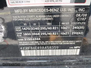 2009 Mercedes-Benz GL-Class 5.5L with VIN 4JGBF86E49A458359, listed as a IAAI auction lot 41808818 with 114,048 mi miles. Bid and sale history available at carsss.com. Image 9.