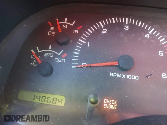 1998 Dodge Dakota SLT with VIN 1B7GG22X3WS573262, listed as a IAAI auction lot 40905093 with 148,684 mi miles and . Bid and sale history available at DreamBid. Image 7.