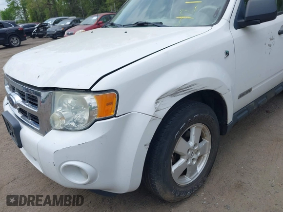 2008 Ford Escape Hybrid with VIN 1FMCU59H38KC38282, listed as a IAAI auction lot 42136889 with 233,123 mi miles. Bid and sale history available at carsss.com. Image 6.