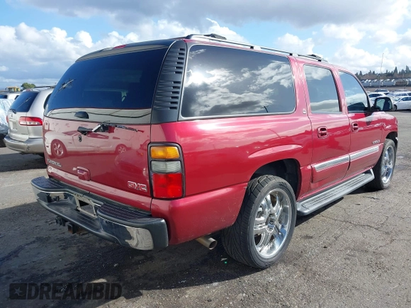 2006 GMC Yukon XL SLT with VIN 1GKFK16Z16J174957, listed as a IAAI auction lot 41668757 with 203,849 mi miles. Bid and sale history available at carsss.com. Image 4.