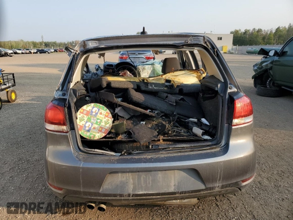 2013 Volkswagen Golf z VIN WVWDA7AJ9DW134006, wystawiony jako Copart lot #71238044 z przebiegiem Nie podano mil oraz Nie do naprawy • Non repairable. Historia ofert i sprzedaży dostępna na DreamBid. Obrazek 6.