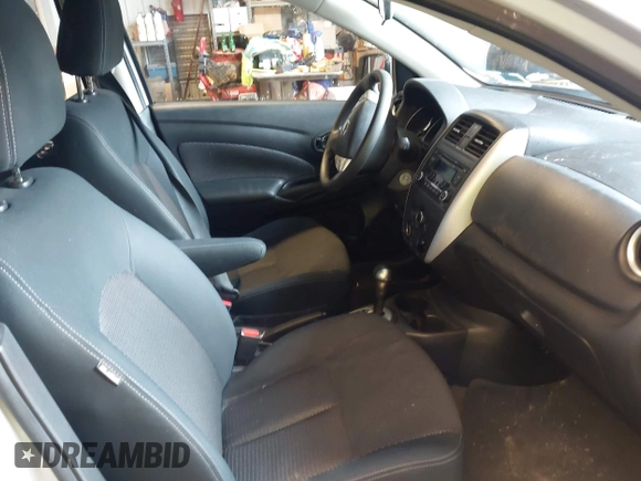 2016 Nissan Versa S with VIN 3N1CN7APXGL842525, listed as a IAAI auction lot 41945982 with 124,902 mi miles. Bid and sale history available at carsss.com. Image 5.