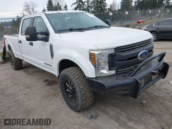 2018 Ford Super Duty F-250 SRW XL with VIN 1FT7W2BT4JEC56694, listed as a IAAI auction lot 41449284 with 138,642 mi miles. Bid and sale history available at carsss.com. Image 1.