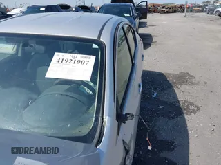 2019 Nissan Versa SV z VIN 3N1CN7AP5KL862481, wystawiony jako IAAI lot #41921907 z przebiegiem 156 124 mil mil oraz . Historia ofert i sprzedaży dostępna na DreamBid. Obrazek 18.