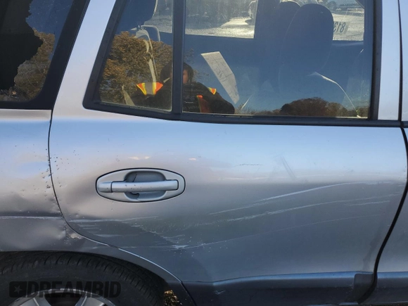 2002 Hyundai Santa Fe GLS with VIN KM8SC73D62U247487, listed as a Copart auction lot 81324114 with 220,620 mi miles and Salvage Title. Bid and sale history available at carsss.com. Image 10.