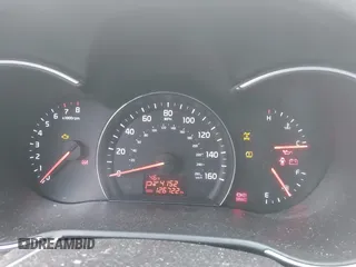 2015 Kia Sorento LX with VIN 5XYKTCA65FG632435, listed as a IAAI auction lot 41663787 with 126,722 mi miles. Bid and sale history available at carsss.com. Image 7.