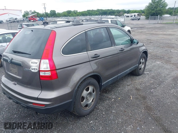 2010 Honda CR-V LX z VIN 5J6RE4H35AL097821, wystawiony jako IAAI lot #42526559 z przebiegiem 132 154 mil mil oraz . Historia ofert i sprzedaży dostępna na DreamBid. Obrazek 4.