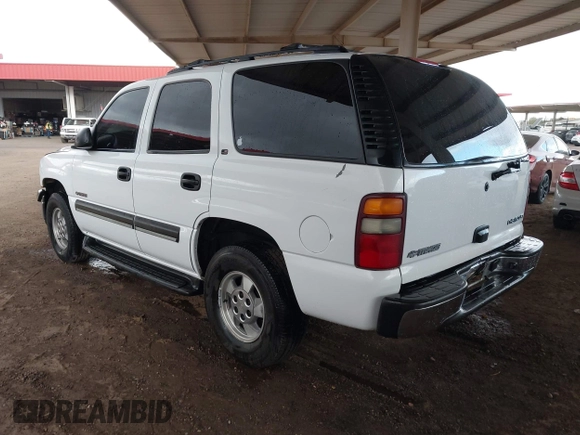 2002 Chevrolet Tahoe LS with VIN 1GNEC13V72R293380, listed as a IAAI auction lot 41728645 with 249,000 mi miles. Bid and sale history available at carsss.com. Image 3.