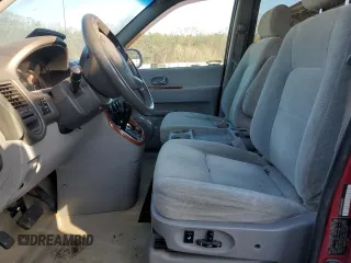 2005 Kia Sedona LX with VIN KNDUP132056683645, listed as a Copart auction lot 86584104 with 0 mi miles and Salvage Title. Bid and sale history available at carsss.com. Image 7.