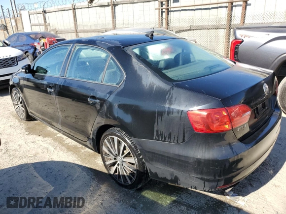 2014 Volkswagen Jetta SE with VIN 3VWD07AJ3EM438417, listed as a Copart auction lot 66203215 with 160,121 mi miles and Clean title. Bid and sale history available at DreamBid. Image 2.