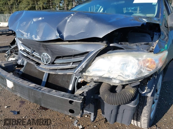 2013 Toyota Corolla L with VIN 2T1BU4EE3DC030761, listed as a IAAI auction lot 42004033 with 90,733 mi miles. Bid and sale history available at carsss.com. Image 19.