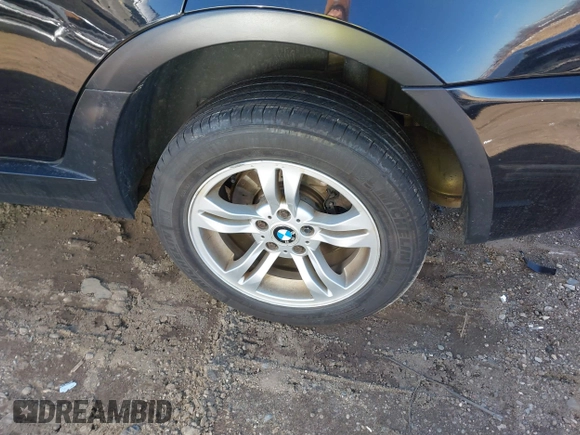 2006 BMW X3 3.0i with VIN WBXPA934X6WD26835, listed as a IAAI auction lot 41872807 with 182,407 mi miles. Bid and sale history available at carsss.com. Image 17.