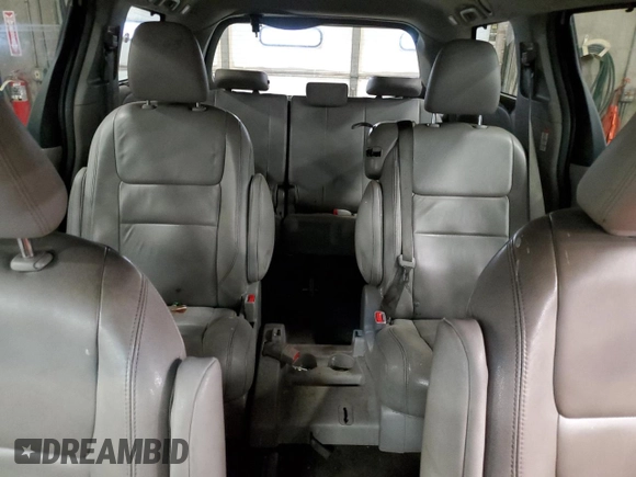 2015 Toyota Sienna XLE with VIN 5TDYK3DC1FS529806, listed as a Copart auction lot 52364225 with 180,172 mi miles and Non Repairable. Bid and sale history available at DreamBid. Image 10.