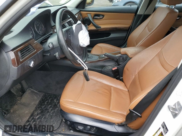2011 BMW 3 Series 328i xDrive with VIN WBAPK5C51BA995671, listed as a Copart auction lot 59481105 with 173,977 mi miles and Clean title. Bid and sale history available at DreamBid. Image 7.