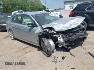 2014 Volkswagen Jetta SE with VIN 3VWD17AJ8EM313717, listed as a IAAI auction lot 42289007 with 147,500 mi miles and . Bid and sale history available at DreamBid. Image 1.