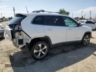 2020 Jeep Cherokee Limited with VIN 1C4PJLDX7LD521914, listed as a Copart auction lot 60939685 with 67,134 mi miles and Salvage title. Bid and sale history available at DreamBid. Image 3.