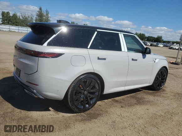 2024 Land Rover Range Rover Sport Dynamic SE with VIN SAL1L9FU8RA414556, listed as a Copart auction lot 68875774 with 19 mi miles and Non Repairable. Bid and sale history available at DreamBid. Image 3.