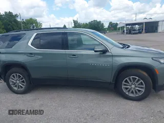 2023 Chevrolet Traverse LT Cloth z VIN 1GNERGKW6PJ110388, wystawiony jako IAAI lot #41922769 z przebiegiem 59 186 mil mil oraz . Historia ofert i sprzedaży dostępna na DreamBid. Obrazek 14.