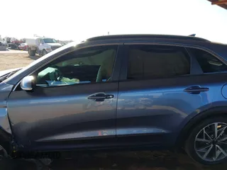 2022 Kia Niro Touring SE with VIN KNDCC3LC2N5495596, listed as a IAAI auction lot 41193282 with 30,643 mi miles. Bid and sale history available at carsss.com. Image 14.