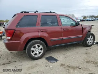 2008 Jeep Grand Cherokee Laredo with VIN 1J8GR48K68C240142, listed as a Copart auction lot 52652275 with 185,437 mi miles and Salvage Title. Bid and sale history available at carsss.com. Image 3.