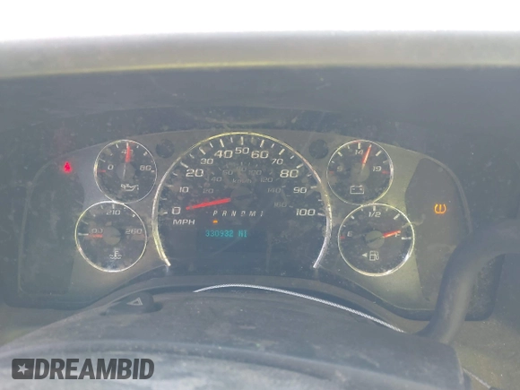 2016 GMC Savana Cargo with VIN 1GTW7AFFXG1904336, listed as a IAAI auction lot 41919957 with 330,932 mi miles. Bid and sale history available at carsss.com. Image 7.