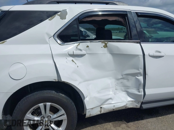 2015 Chevrolet Equinox LT with VIN 2GNALBEK8F6351845, listed as a IAAI auction lot 41904047 with 173,620 mi miles. Bid and sale history available at carsss.com. Image 6.
