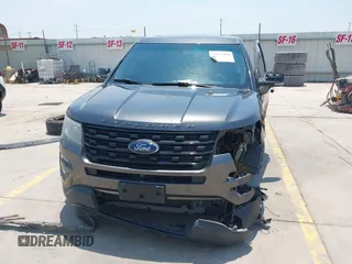 2016 Ford Explorer Sport z VIN 1FM5K8GT1GGD26630, wystawiony jako IAAI lot #42251430 z przebiegiem 139 726 mil mil oraz . Historia ofert i sprzedaży dostępna na DreamBid. Obrazek 13.