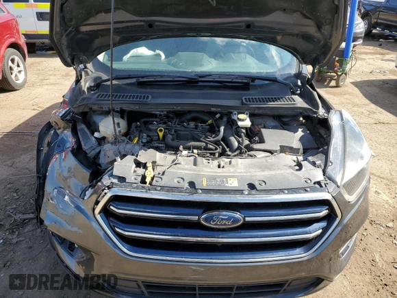 2019 Ford Escape SE with VIN 1FMCU9GD9KUA32693, listed as a Copart auction lot 50573005 with 98,383 mi miles and Clean Title. Bid and sale history available at carsss.com. Image 13.