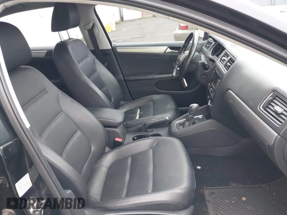 2015 Volkswagen Jetta Sport with VIN 3VWD17AJXFM351760, listed as a IAAI auction lot 41338466 with 178,297 mi miles and . Bid and sale history available at DreamBid. Image 5.