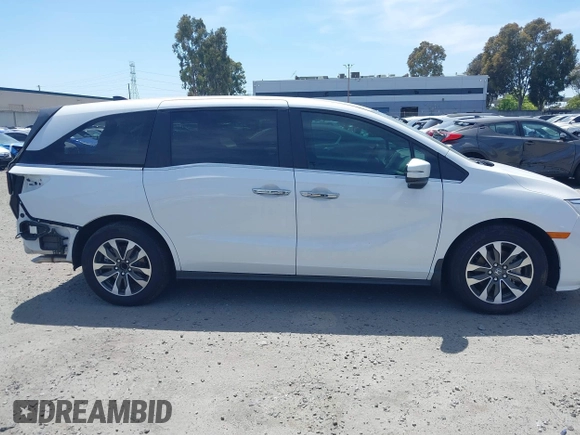 2024 Honda Odyssey EX-L z VIN 5FNRL6H67RB045588, wystawiony jako IAAI lot #41058931 z przebiegiem 4 440 mil mil oraz . Historia ofert i sprzedaży dostępna na DreamBid. Obrazek 14.