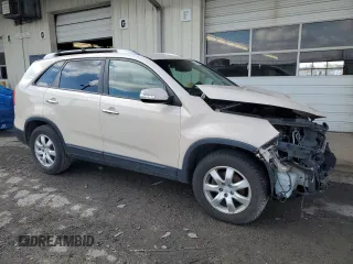 2011 Kia Sorento LX with VIN 5XYKT3A18BG171018, listed as a Copart auction lot 47173085 with 155,253 mi miles and Clean Title. Bid and sale history available at DreamBid. Image 4.