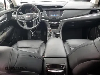 2019 Cadillac XT5 Premium Luxury AWD z VIN 1GYKNFRS1KZ114339, wystawiony jako Copart lot #44032245 z przebiegiem 77 484 mil mil oraz Czysty tytuł • Clean title. Historia ofert i sprzedaży dostępna na DreamBid. Obrazek 8.