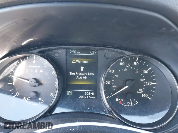 2017 Nissan Rogue SV with VIN KNMAT2MT9HP560033, listed as a IAAI auction lot 41396661 with 200,717 mi miles. Bid and sale history available at carsss.com. Image 7.