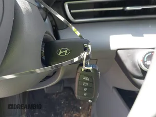 2024 Hyundai Elantra SE z VIN KMHLL4DG0RU758666, wystawiony jako IAAI lot #42442783 z przebiegiem 24 955 mil mil oraz . Historia ofert i sprzedaży dostępna na DreamBid. Obrazek 11.