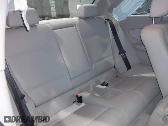 2010 BMW 1 Series 128i with VIN WBAUP9C57AVF49515, listed as a IAAI auction lot 41154745 with 120,982 mi miles and . Bid and sale history available at DreamBid. Image 8.