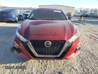 2022 Nissan Altima 2.0 SR with VIN 1N4AL4CV1NN307610, listed as a Copart auction lot 83268074 with 8,830 mi miles and Salvage Title. Bid and sale history available at carsss.com. Image 5.