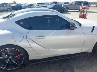 2021 Toyota GR Supra 3.0 with VIN WZ1DB0C08MW043660, listed as a IAAI auction lot 41865609 with 17,463 mi miles. Bid and sale history available at carsss.com. Image 14.