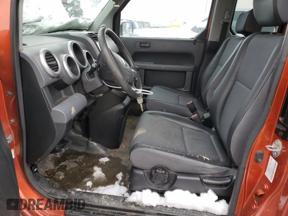 2004 Honda Element EX with VIN 5J6YH27654L034760, listed as a Copart auction lot 46329145 with 207,787 mi miles and Salvage Title. Bid and sale history available at DreamBid. Image 7.
