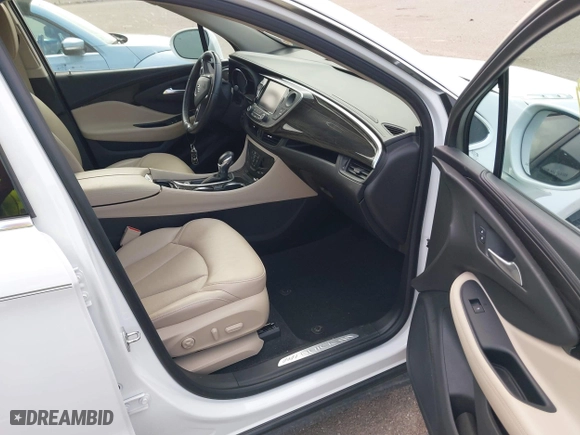 2020 Buick Envision Essence with VIN LRBFXCSA4LD150105, listed as a IAAI auction lot 40139829 with 26,982 mi miles. Bid and sale history available at carsss.com. Image 5.