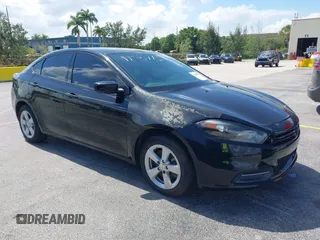 2016 Dodge Dart SXT z VIN 1C3CDFBB6GD660618, wystawiony jako IAAI lot #42295857 z przebiegiem 104 585 mil mil oraz . Historia ofert i sprzedaży dostępna na DreamBid. Obrazek 1.