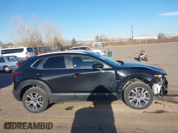 2025 Mazda CX-30 S Preferred with VIN 3MVDMBCM0SM772190, listed as a IAAI auction lot 41798763 with 3,558 mi miles and . Bid and sale history available at DreamBid. Image 13.